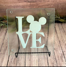 Load image into Gallery viewer, Decorative glass serving tray
