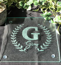 Load image into Gallery viewer, Decorative glass serving tray
